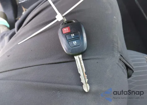 2017 Toyota Tacoma Sr5 V6 z USA, uszkodzony, nr VIN 3TMCZ5AN6HM056074